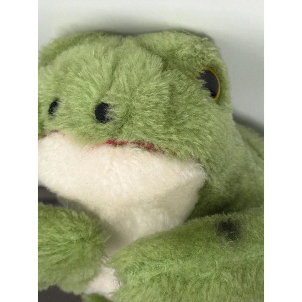Vintage 1976 Dakin Green Spotted Frog Plush Bean Bag Stuffed Animal Toy 10 inch